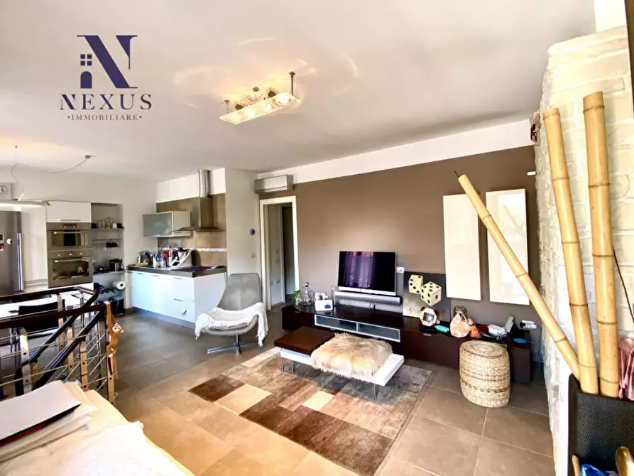 Immagine 4 di Appartamento in vendita  a Fano