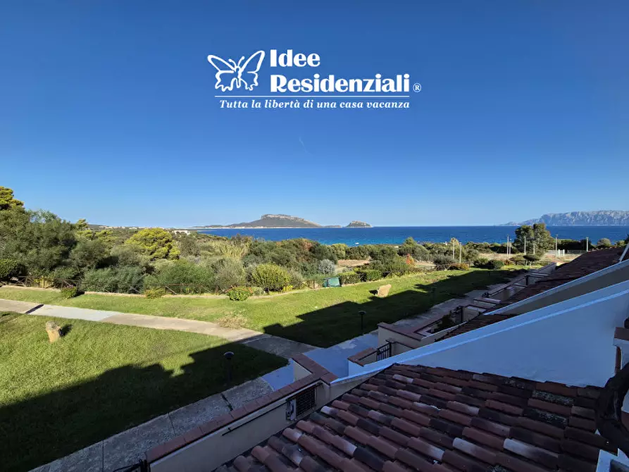 Immagine 2 di Appartamento in vendita  a Golfo Aranci