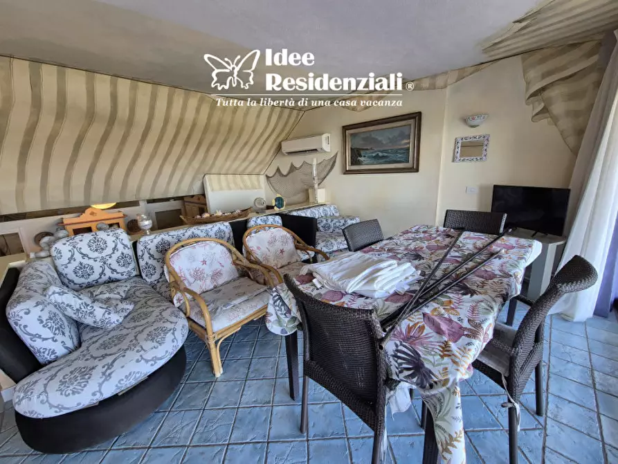 Immagine 7 di Appartamento in vendita  a Golfo Aranci