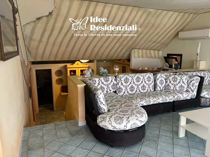 Immagine 10 di Appartamento in vendita  a Golfo Aranci