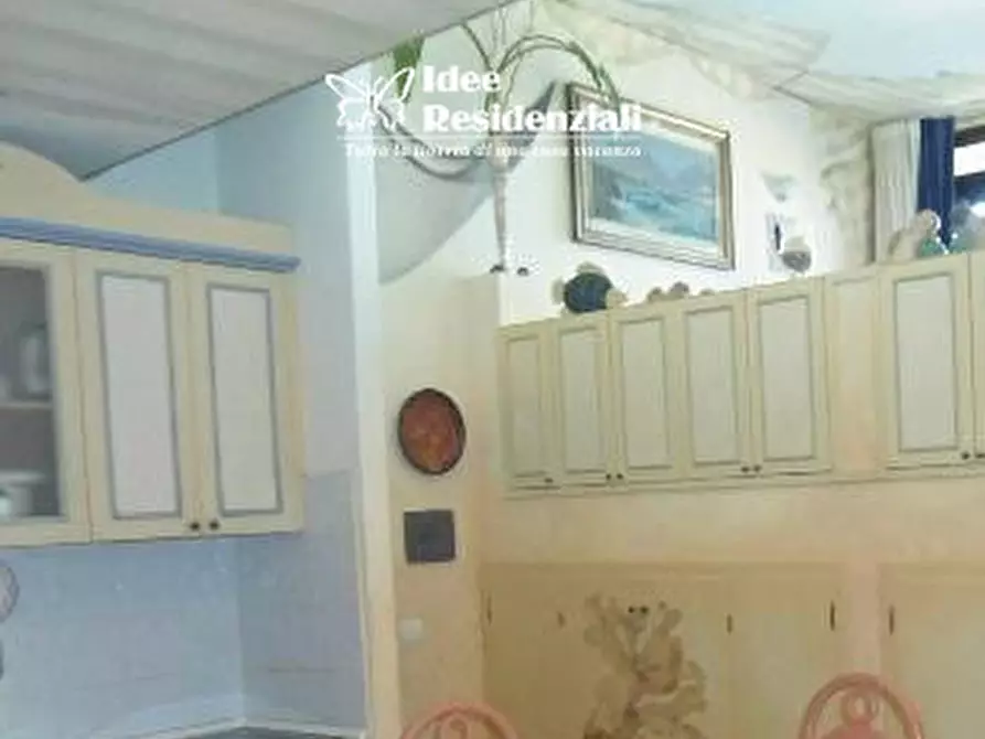 Immagine 13 di Appartamento in vendita  a Golfo Aranci