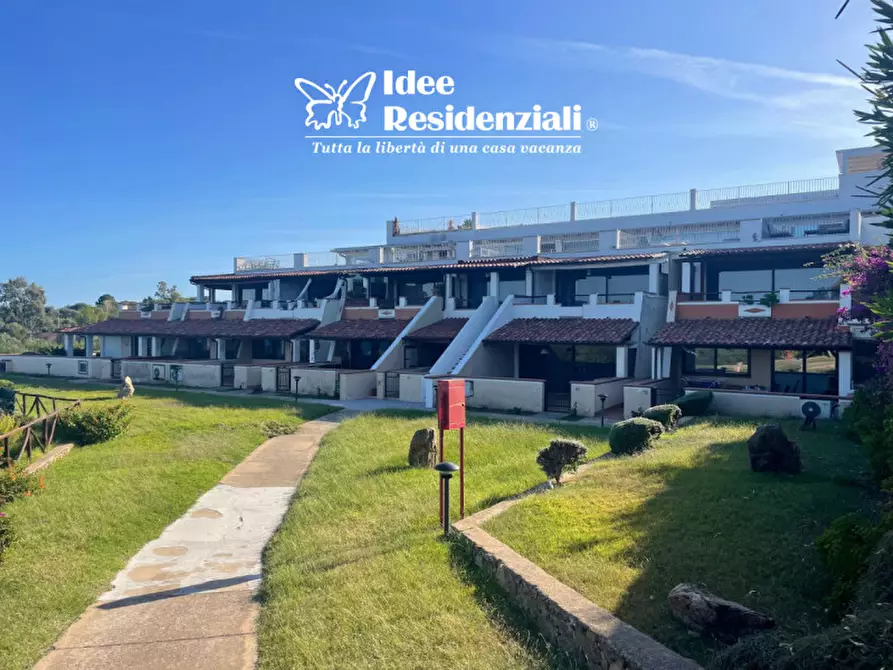 Immagine 17 di Appartamento in vendita  a Golfo Aranci