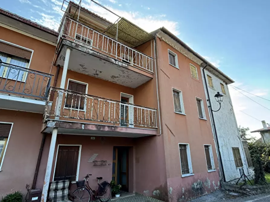 Immagine 1 di Casa indipendente in vendita  in Via Cadorna 32 a Sarmede