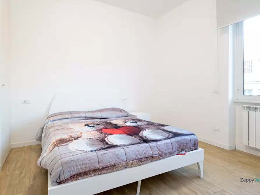 Immagine 2 di Appartamento in affitto  in Via Carlo Lorenzini a Roma