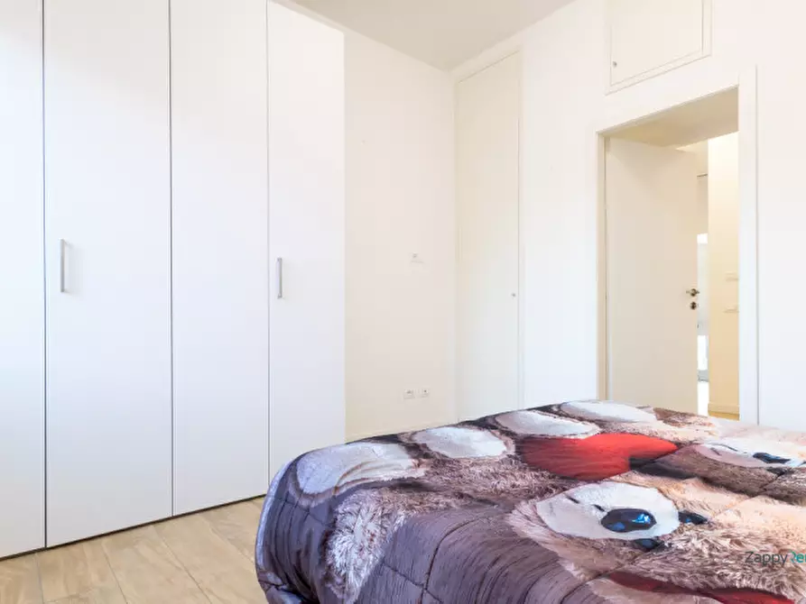 Immagine 5 di Appartamento in affitto  in Via Carlo Lorenzini a Roma