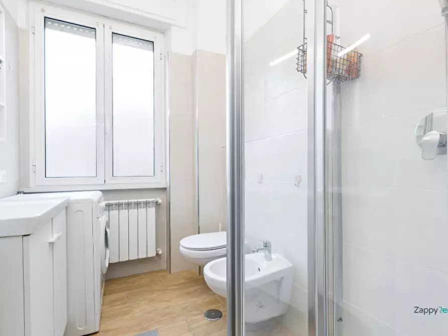 Immagine 11 di Appartamento in affitto  in Via Carlo Lorenzini a Roma