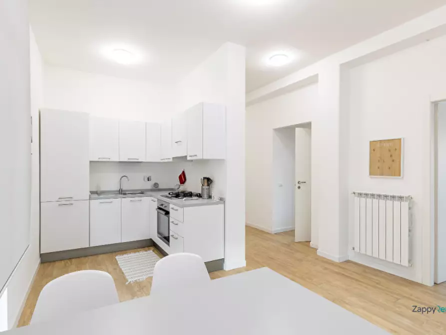 Immagine 19 di Appartamento in affitto  in Via Carlo Lorenzini a Roma