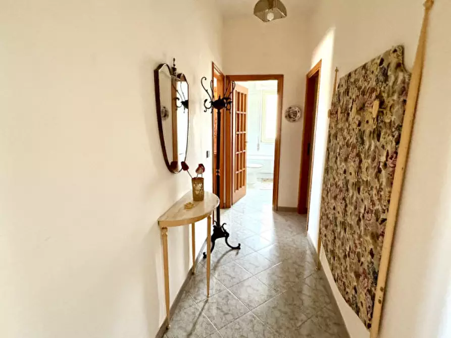 Immagine 11 di Appartamento in vendita  in Via Antonio Greco a Catanzaro