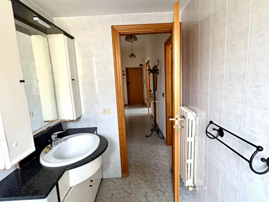 Immagine 18 di Appartamento in vendita  in Via Antonio Greco a Catanzaro