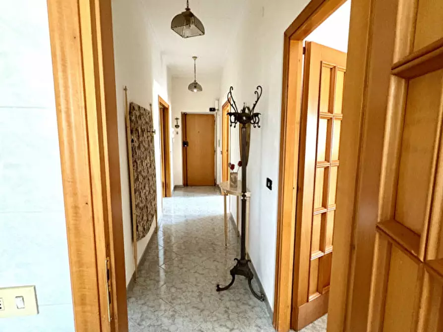 Immagine 22 di Appartamento in vendita  in Via Antonio Greco a Catanzaro