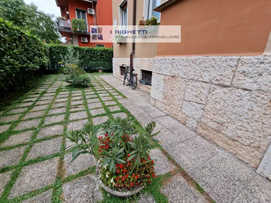 Immagine 12 di Appartamento in vendita  in VIA MARCO POLO a Verona
