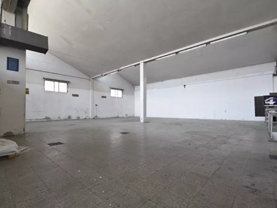 Immagine 1 di Laboratorio in affitto  in VIA SAN CRISPINO 11 a Bussolengo