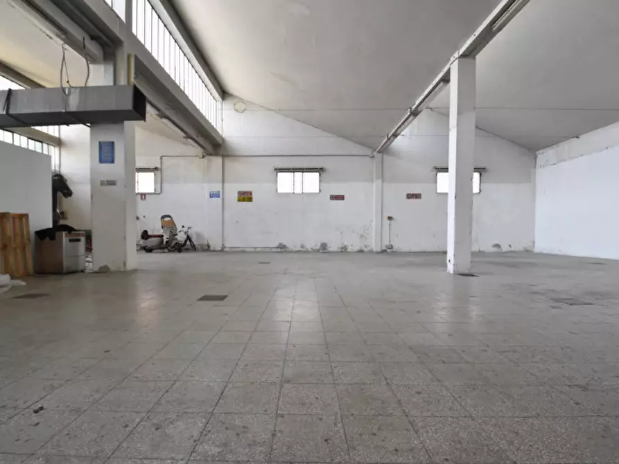 Immagine 4 di Laboratorio in affitto  in VIA SAN CRISPINO 11 a Bussolengo