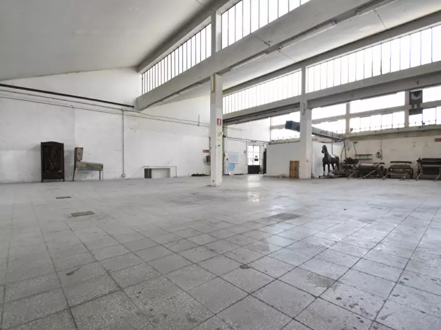 Immagine 6 di Laboratorio in affitto  in VIA SAN CRISPINO 11 a Bussolengo