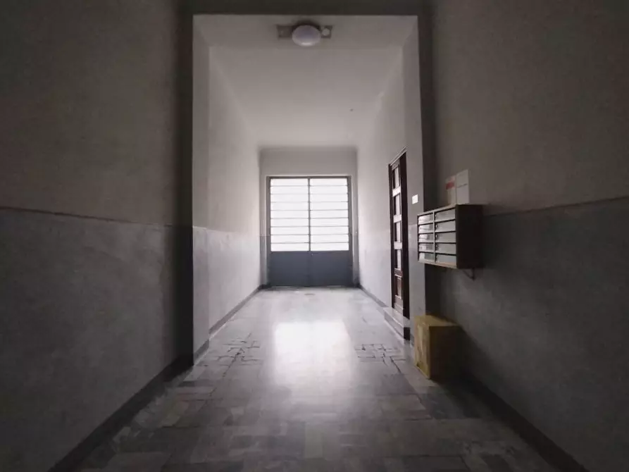 Immagine 6 di Negozio in affitto  in Via Michele Lessona 91/A a Torino