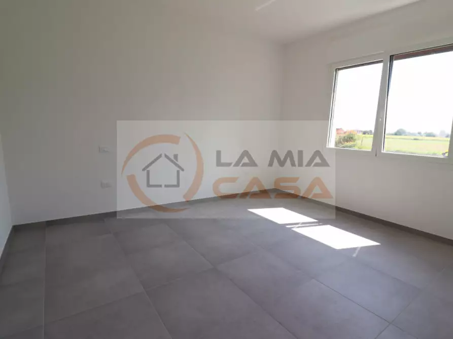 Immagine 6 di Appartamento in vendita  in Via Puccini a Campolongo Maggiore