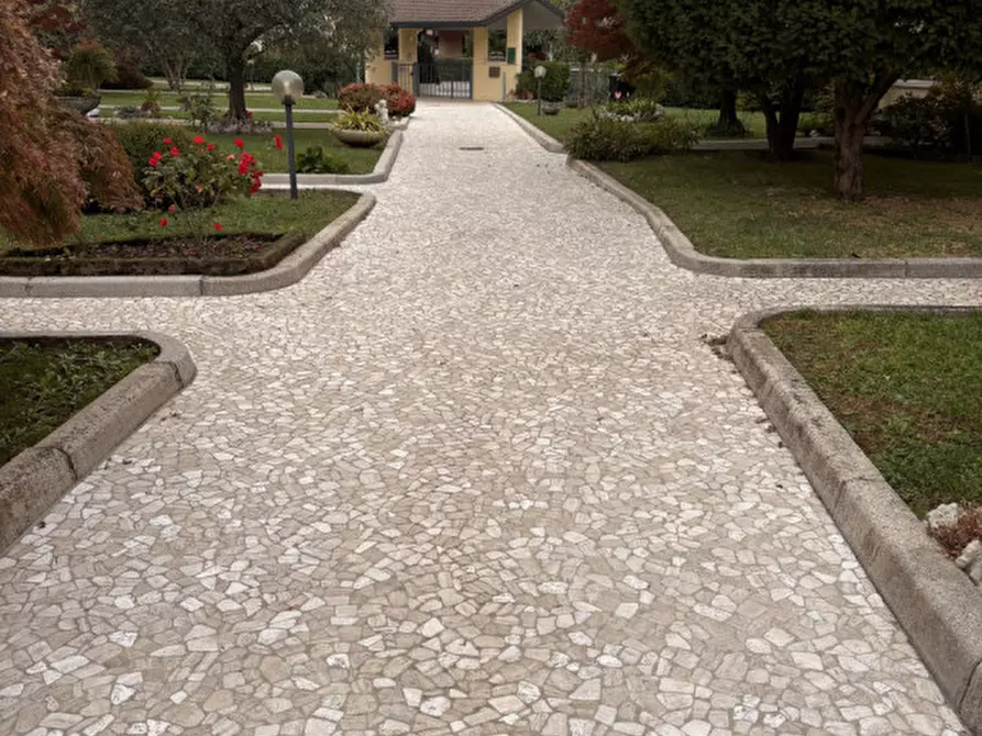 Immagine 28 di Villetta a schiera in vendita  in VIA LUIGI STURZO a Vicenza