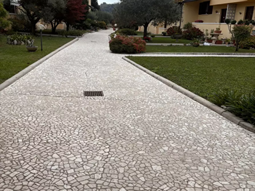 Immagine 29 di Villetta a schiera in vendita  in VIA LUIGI STURZO a Vicenza