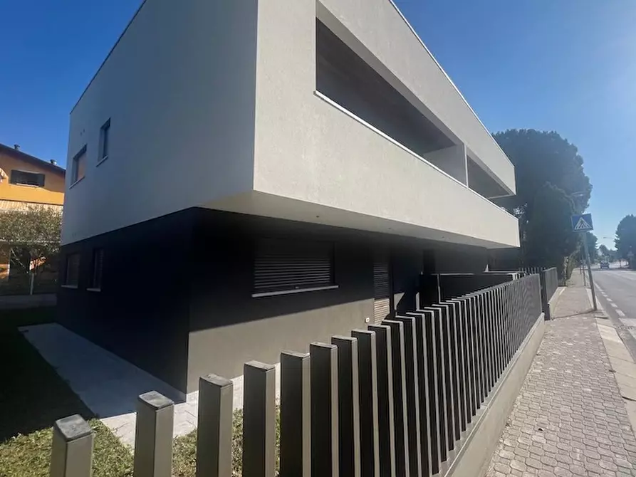 Immagine 3 di Appartamento in vendita  a Campolongo Maggiore