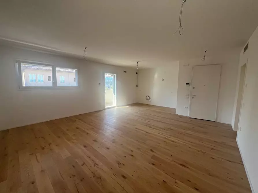 Immagine 9 di Appartamento in vendita  a Campolongo Maggiore