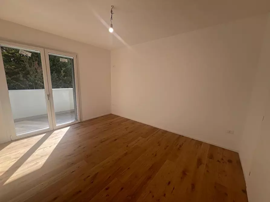 Immagine 17 di Appartamento in vendita  a Campolongo Maggiore