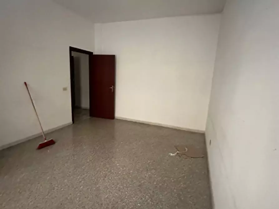 Immagine 20 di Appartamento in vendita  in VIA DEI CANTIERI a Palermo