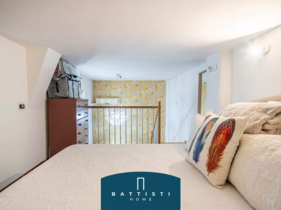 Immagine 15 di Appartamento in vendita  in Via degli Orti d'Alibert a Roma