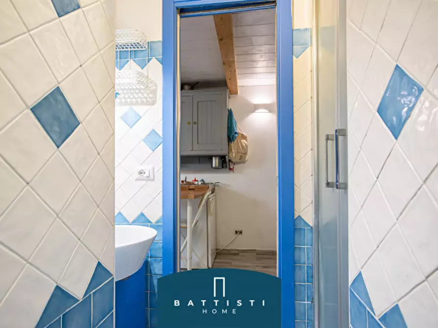 Immagine 18 di Appartamento in vendita  in Via degli Orti d'Alibert a Roma