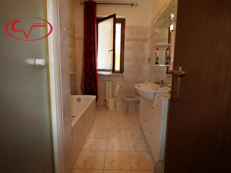 Immagine 11 di Appartamento in vendita  in Via Amerigo Vespucci a Montevarchi