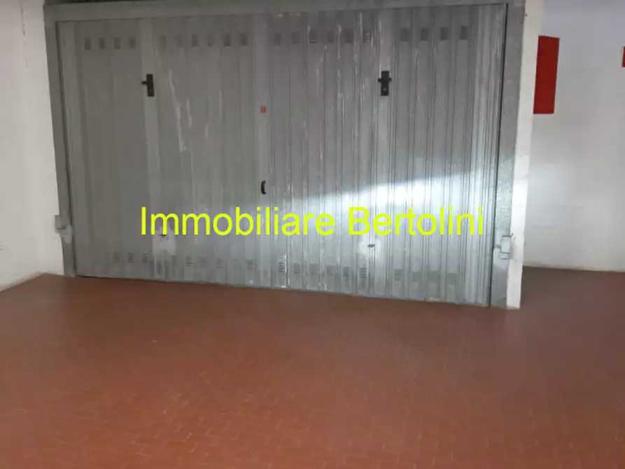 Immagine 2 di Garage in vendita  in VIA PADRE SEMERIA a San Remo