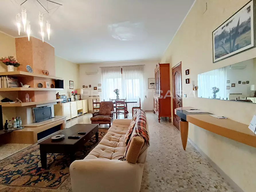 Immagine 2 di Appartamento in vendita  in Via A. Pisino 19 a Maglie