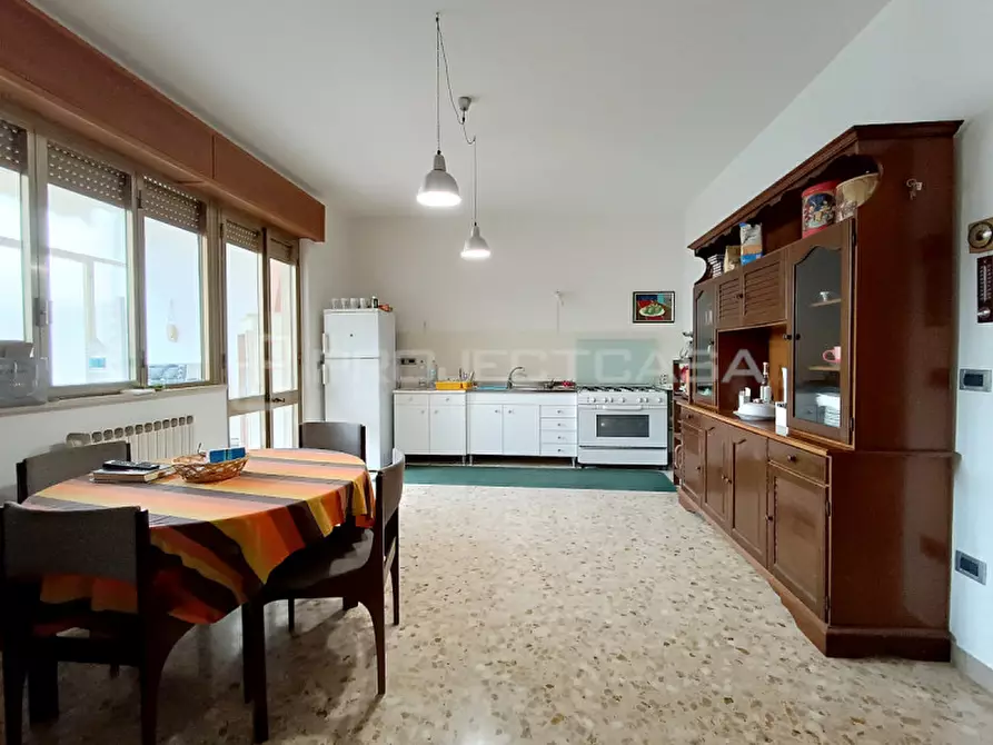 Immagine 8 di Appartamento in vendita  in Via A. Pisino 19 a Maglie