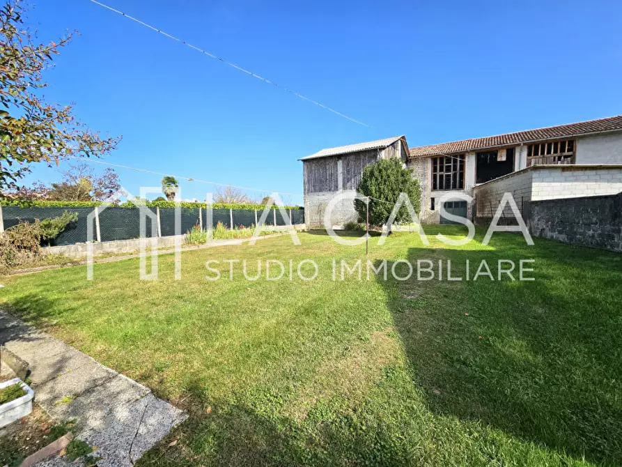 Immagine 2 di Casa indipendente in vendita  in Via della Villa, 45 a Valvasone Arzene