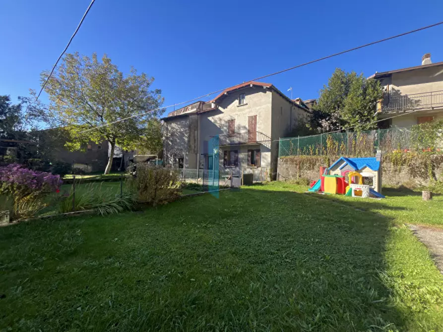 Immagine 2 di Rustico / casale in vendita  in Via Rigamonte a Carenno