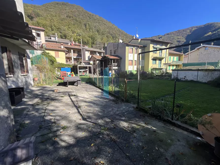 Immagine 3 di Rustico / casale in vendita  in Via Rigamonte a Carenno
