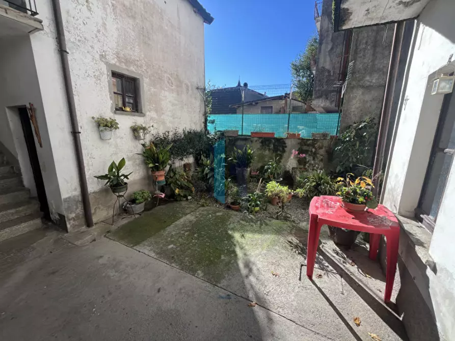 Immagine 5 di Rustico / casale in vendita  in Via Rigamonte a Carenno