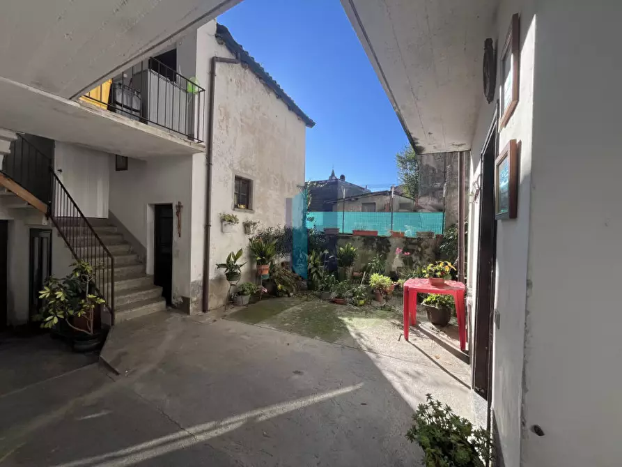 Immagine 19 di Rustico / casale in vendita  in Via Rigamonte a Carenno