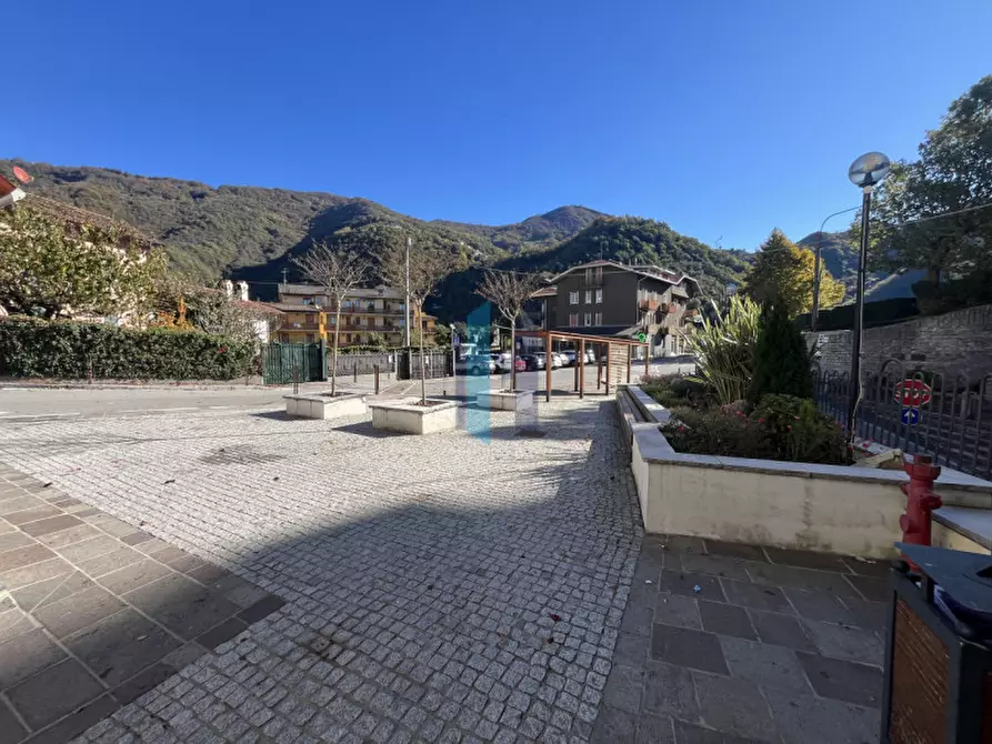 Immagine 37 di Rustico / casale in vendita  in Via Rigamonte a Carenno