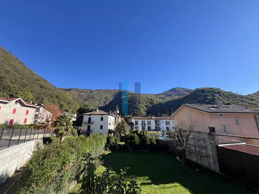 Immagine 40 di Rustico / casale in vendita  in Via Rigamonte a Carenno