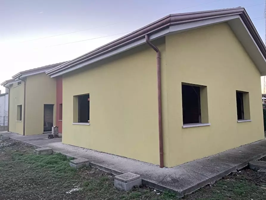 Immagine 4 di Casa indipendente in vendita  in via caselle a Piove Di Sacco