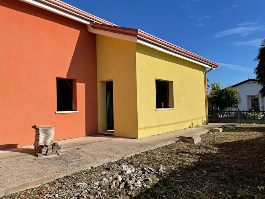 Immagine 11 di Casa indipendente in vendita  in via caselle a Piove Di Sacco