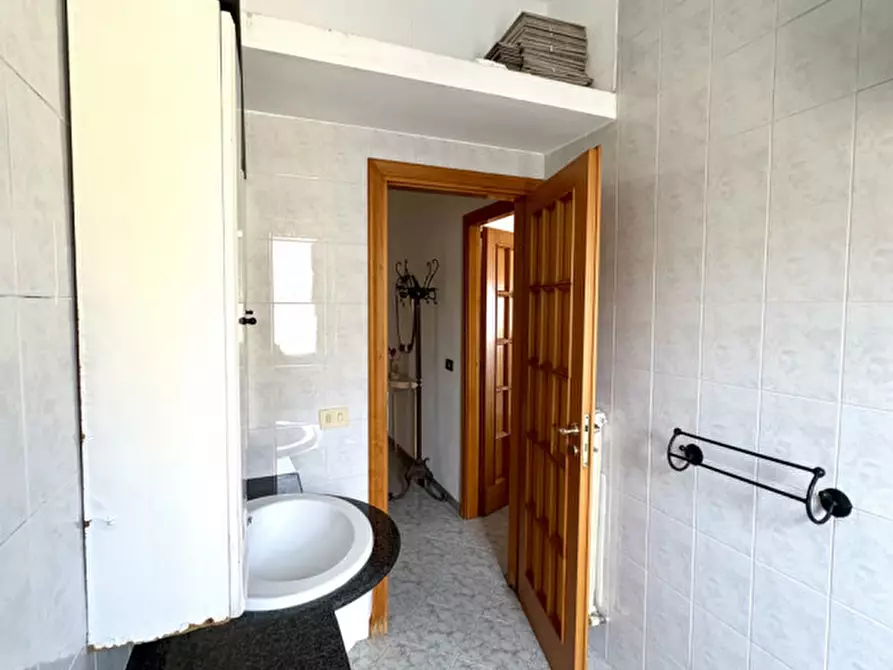 Immagine 15 di Appartamento in affitto  in Via A.Greco a Catanzaro