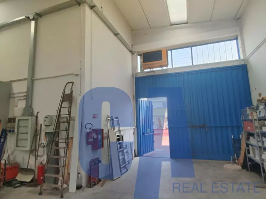 Immagine 5 di Magazzino in affitto  in VIA DI VITTORIO G. a Segrate