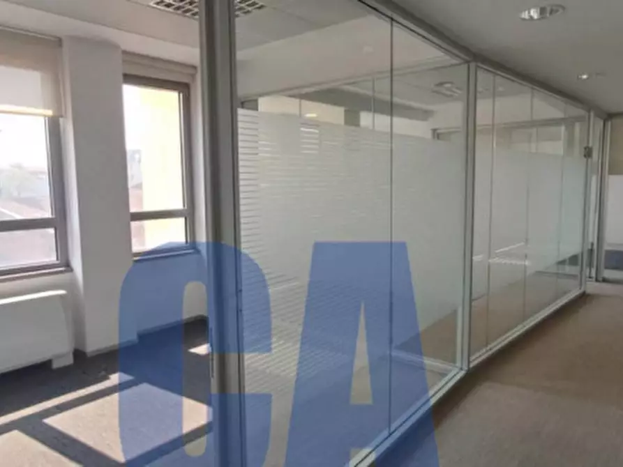 Immagine 4 di Ufficio in affitto  in PIAZZA MISSORI GIUSEPPE a Milano