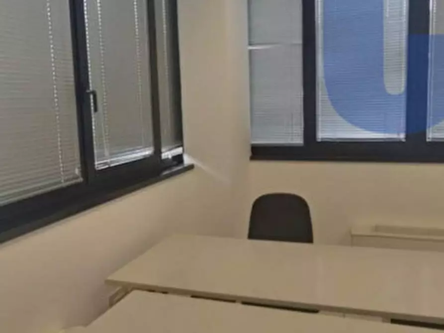 Immagine 8 di Ufficio in affitto  in VIA BURONA a Vimodrone