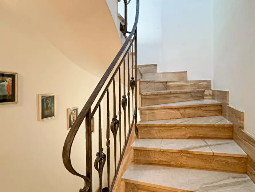 Immagine 31 di Casa bifamiliare in vendita  in Außerfeldweg - Via dei Campi a Ora .Auer.