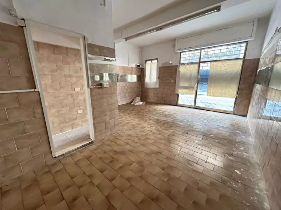 Immagine 1 di Negozio in vendita  in Via Vittorio Emanuele Secondo a Gualtieri