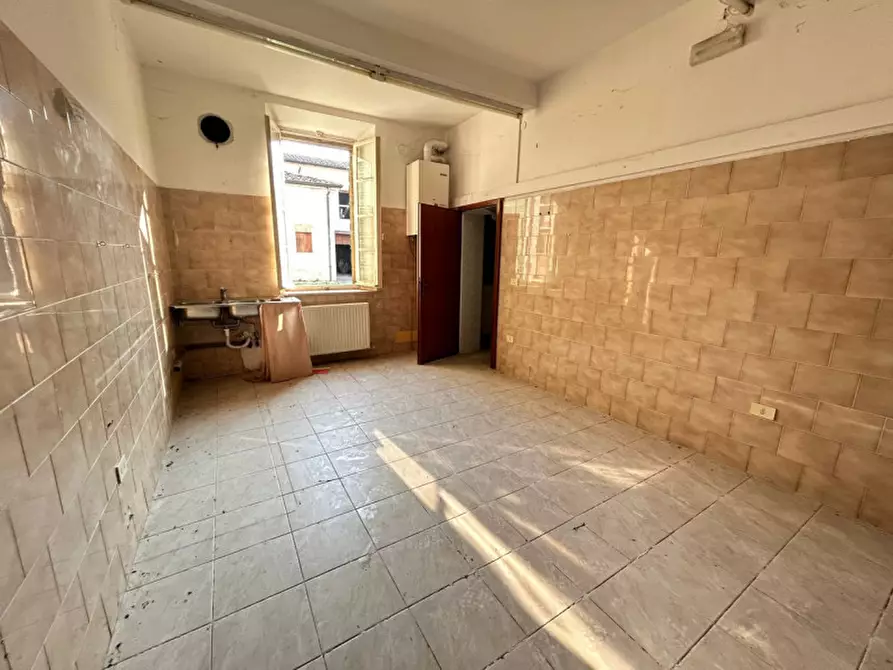 Immagine 5 di Negozio in vendita  in Via Vittorio Emanuele Secondo a Gualtieri