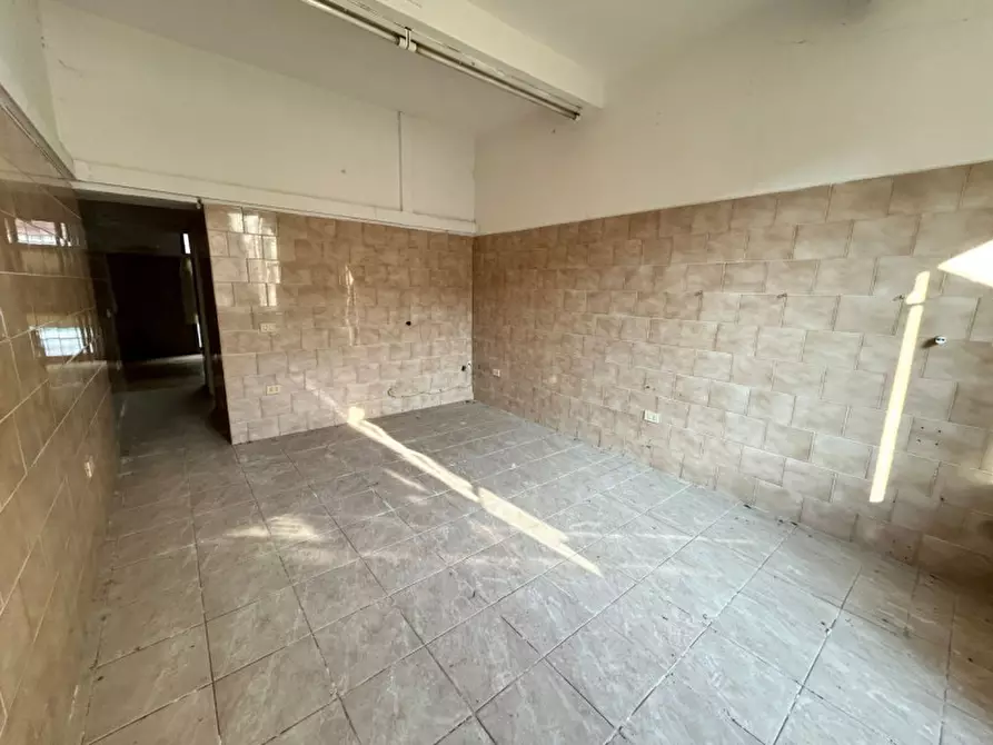 Immagine 7 di Negozio in vendita  in Via Vittorio Emanuele Secondo a Gualtieri