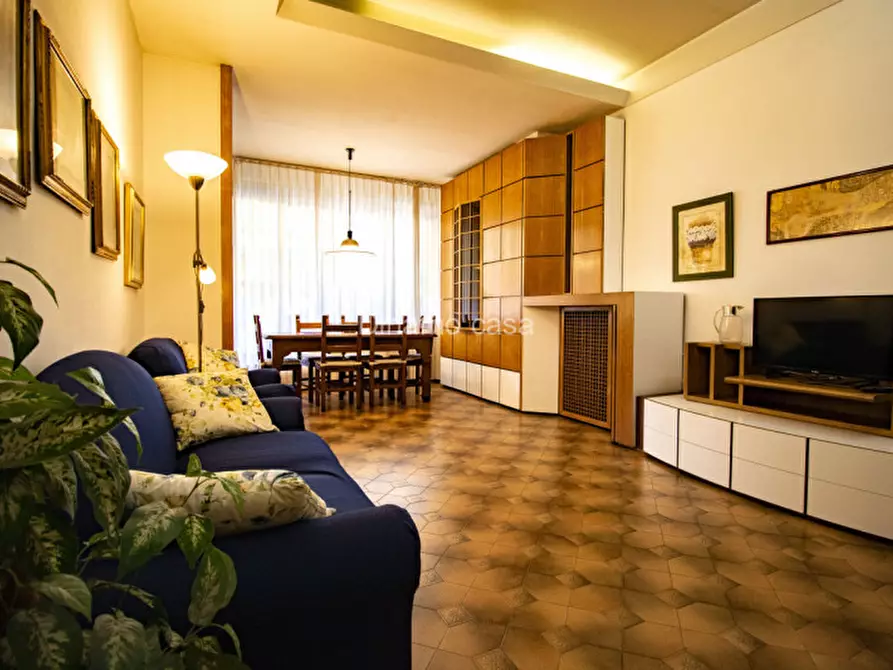 Immagine 13 di Casa indipendente in vendita  a Prato